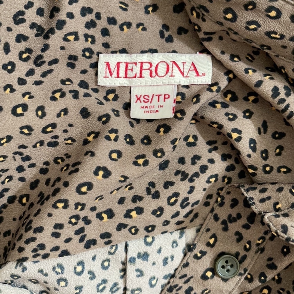 MERONA Animal Print Button Down Long Sleeve Blouse - Picture 4 of 5